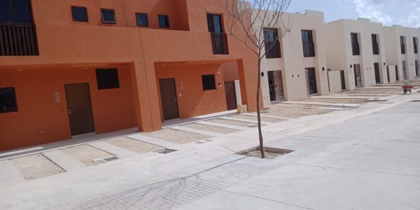 Aplicación de pintura en Casas Habitación Tierra y Armonía